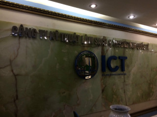 Lắp đặt bộ logo công ty kỹ thuật làm sạch và thương mại quốc tế ICT